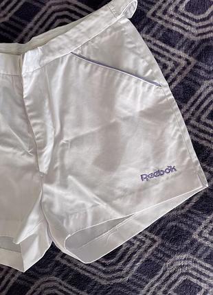 Шорти reebok фірмові білі унісекс