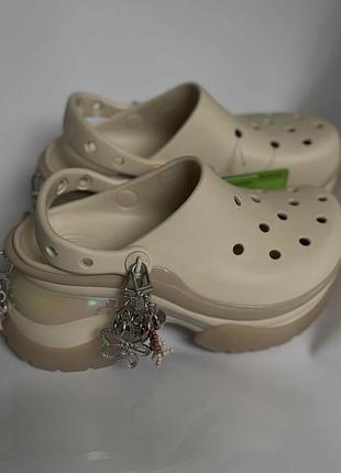 Crocs super bae cybercutie   розмір w 7 38  оригінал