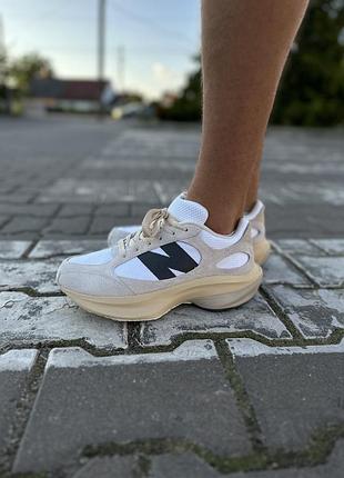 Wrpd runner ‘sea salt sandstone’