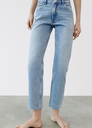 Джинсы zara mid-rise straight loose fit , xs, s