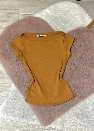 Топ від zara