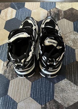 Кросівки balenciaga runner чорно-білі / баленсіага ранер