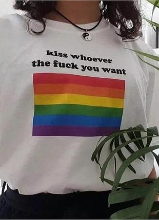 Футболка «kiss whoever the fuck you want. lgbt»