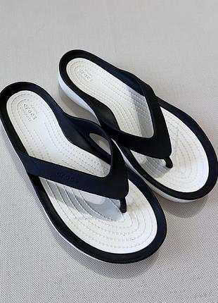 Крокси/ вʼєтнамки/ 7 w iconic crocs comfort/ оригінал