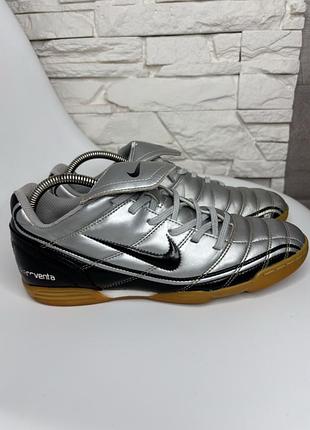 Вінтажні колекційні футзалки nike nike total 90 ii noventa ic у стилі вінтаж y2k 2006 рік