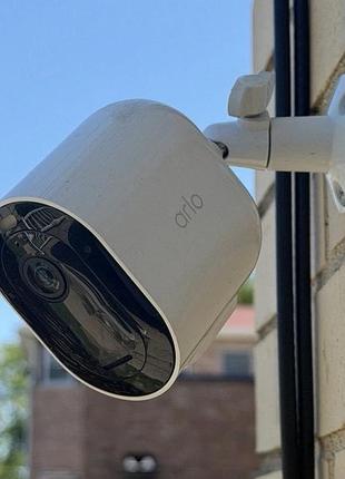Arlo pro 4s – бездротова камера відеоспостереження 2k hdr