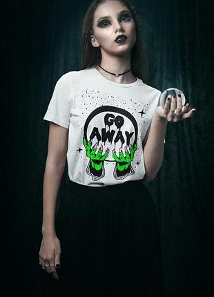 Футболка go away