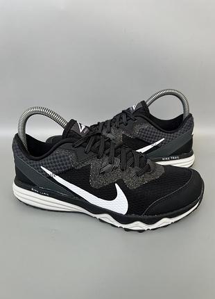 Оригінальні кросівки  nike juniper trail 39р.25см.