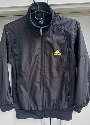 Спортивная куртка (ветровка) для мальчика adidas ( размер l) на замке возраст 8-10 лет)