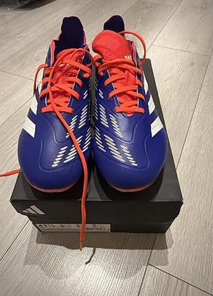 Бутси adidas одягли пару разів , стан дуже хороший