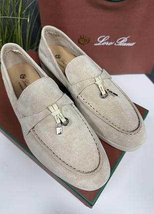Женские бежевые замшевые лоферы loro piana, размер 38