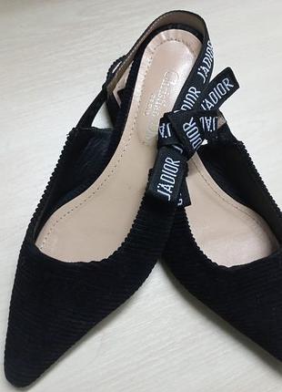 Босоножки сандали кожа жен.37р.christian dior франции