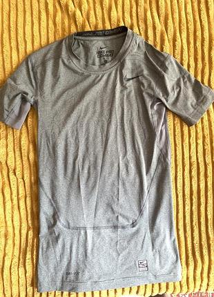 Компресійна футболка nike pro combat