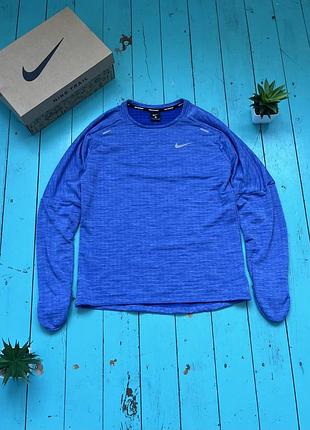 Біговий лонгслів nike running, розмір м, утепленний лонгслів nike, nike running, спортивна кофта nike, кофта для бігу