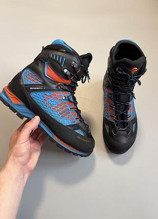 Mammut eisfeld high gore-tex 43(27.5cm) nordwand alto runbold la sportiva