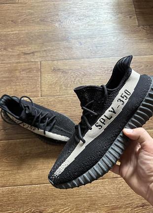 Adidas yeezy boost 350 v2 (oreo)