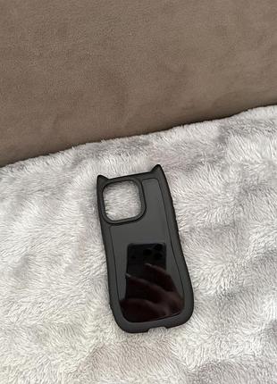 Чохол для iphone 15 pro з вушками.