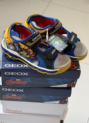 Geox оригінал розпродаж р.35