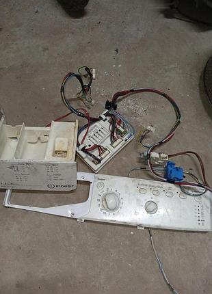 Вживаний комплект електроніки для пральної машини indesit iwsb61051 та інших моделей.