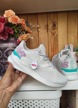 Нові літні кросівки new balance оригінал