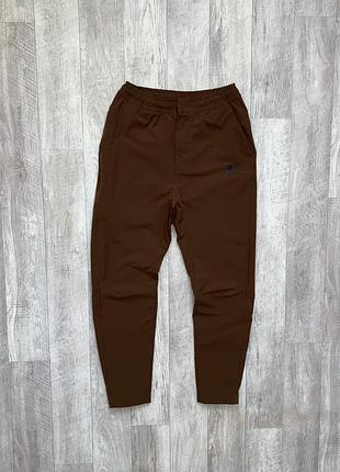 Брюки від nike
