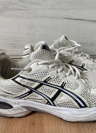 Чоловічі кросівки asics