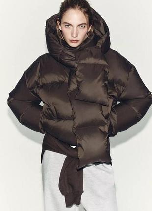 Короткая пуховая куртка трендовый пуховик zara