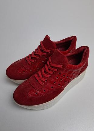 Кроссовки натуральные красные на платформе (код 916)