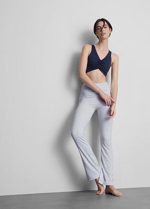 Комфортні спортивні штани primark
