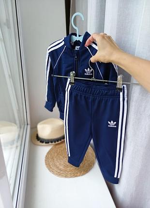 Спортивний костюм  adidas