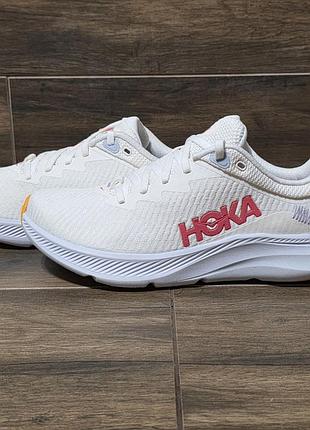 Оригінальні кросівки hoka solimar