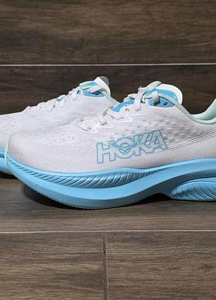 Оригінальні кросівки hoka mach 6 wide