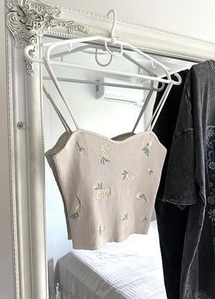 Еластичний топ з вишивкою h&m