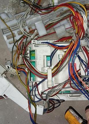 Б/у модуль управления стиральной машины zanussi. e132235423 132235423 w2a30140 132361421-001 132191252-016 914756548/01