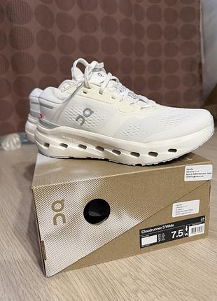 Кросівки жіночі on cloudrunner 3 оригінал