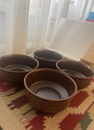 Вінтажні миски wedgwood pennine, виготовлені в англії у 1960-70-х роках. зроблені з міцної кам'яної кераміки