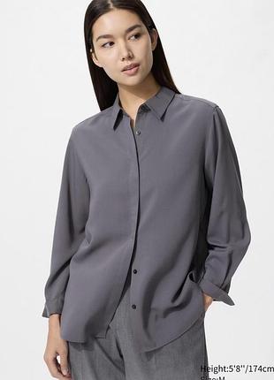 Жіноча блуза uniqlo у сірому кольорі, xs