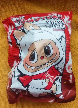 Лабубу оригинальная коллекционная игрушка-брелок labubu the monsters x coca-cola series от бренда pop mart