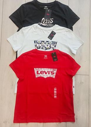 Футболки levis оригінал.