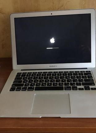 Ноутбук macbook air a1466 mid 2013/ i7/ 8 gb 128 гб ssd/5,5 годин