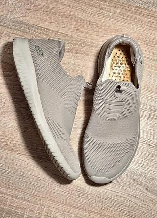 Текстильні кросівки skechers p. 40/41
