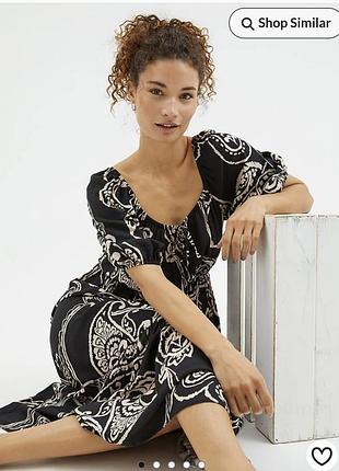 Красивое с воланом по низу платье 👗