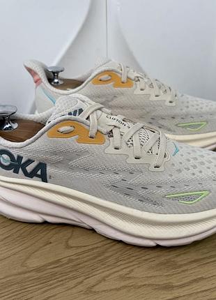 Оригінальні кросівки hoka clifton 9