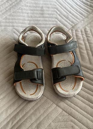 Сандалі босоніжки на хлопчика clarks