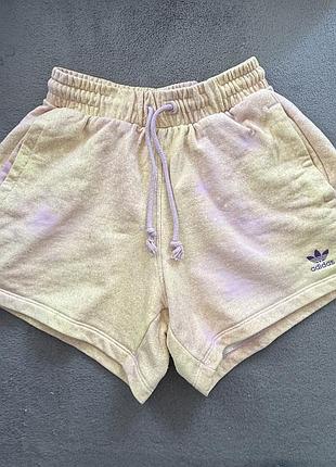 Жіночі шорти adidas originals hl6609