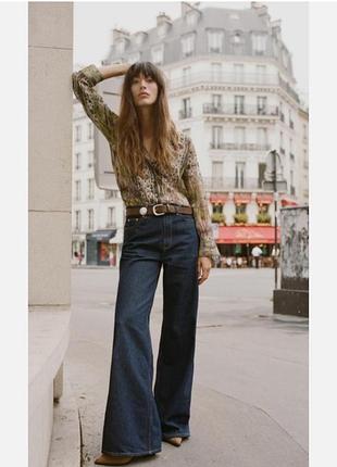 Стильна напівпрозора блузка від zara з ефектним абстрактним принтом розмір м