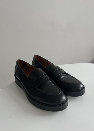 Лофери jonak чорні 39 розмір