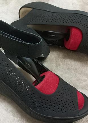 Босоножки сандали кожа жен.39- 40р.clarks индии