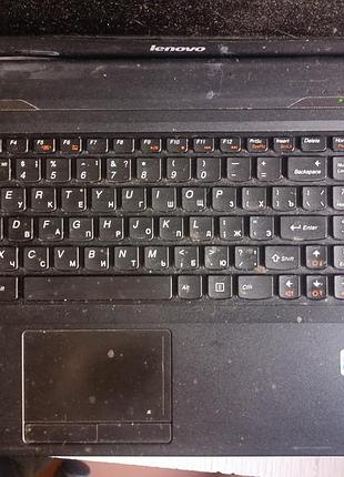 Ноутбук lenovo b590, битий екран, зломані петлі. озп 8гб. hdd 500gb. процесор pentium 2020m. батарея 3.5-4.5 години.