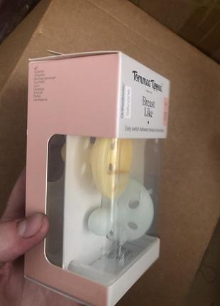 Нові пустушки соски tommee tippee breast-like 0-6 місяці новые пустышки дурники